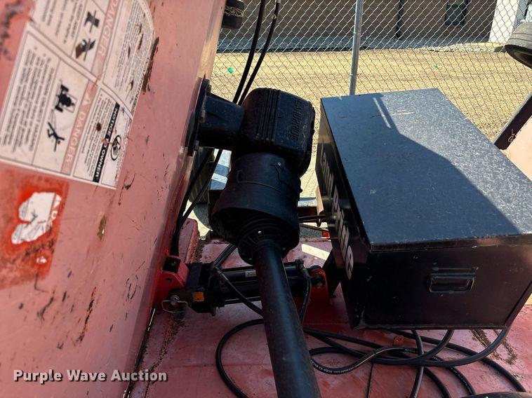 image for item DO1692 2011 Land Pride batwing rotary mower