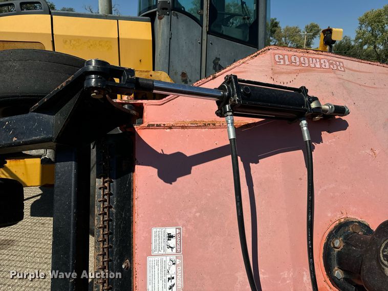 image for item DO1692 2011 Land Pride batwing rotary mower