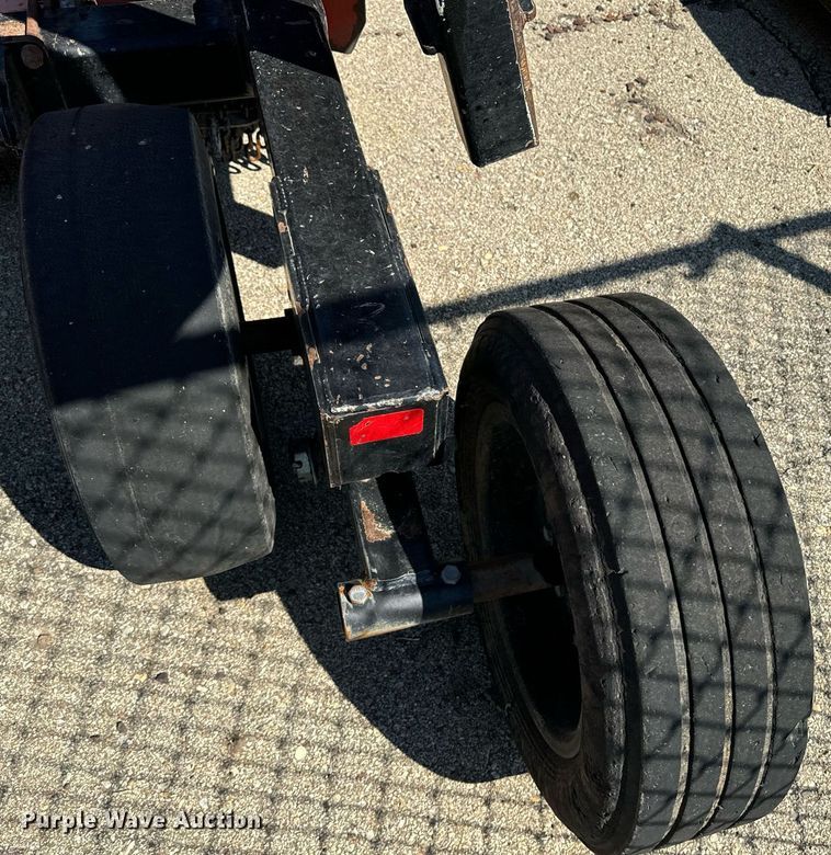 image for item DO1692 2011 Land Pride batwing rotary mower