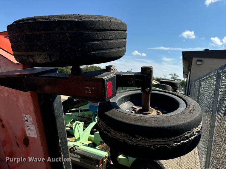 image for item DO1692 2011 Land Pride batwing rotary mower