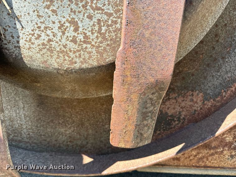 image for item DO1693 2007 Schulte XH1000 rotary mower