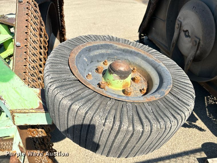 image for item DO1693 2007 Schulte XH1000 rotary mower