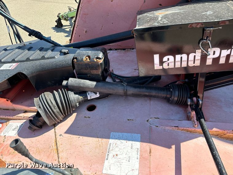 image for item DO1695 2011 Land Pride  rotary mower