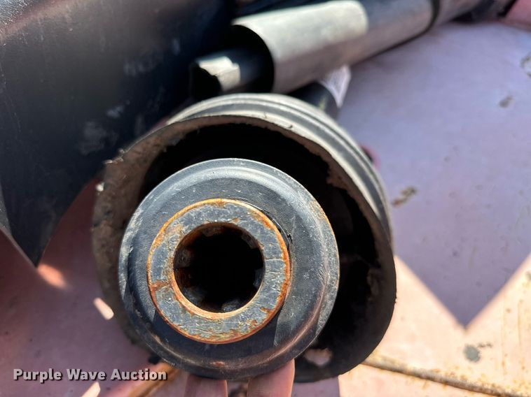 image for item DO1695 2011 Land Pride  rotary mower