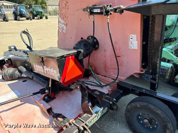 image for item DO1695 2011 Land Pride  rotary mower