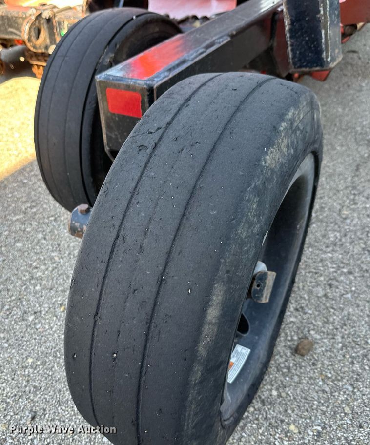 image for item DO1695 2011 Land Pride  rotary mower