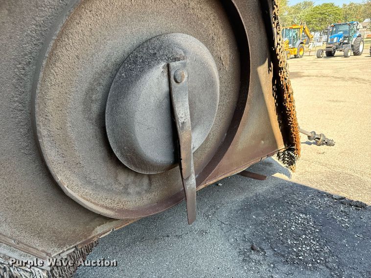 image for item DO1696 2006 Schulte  XH1000 rotary mower