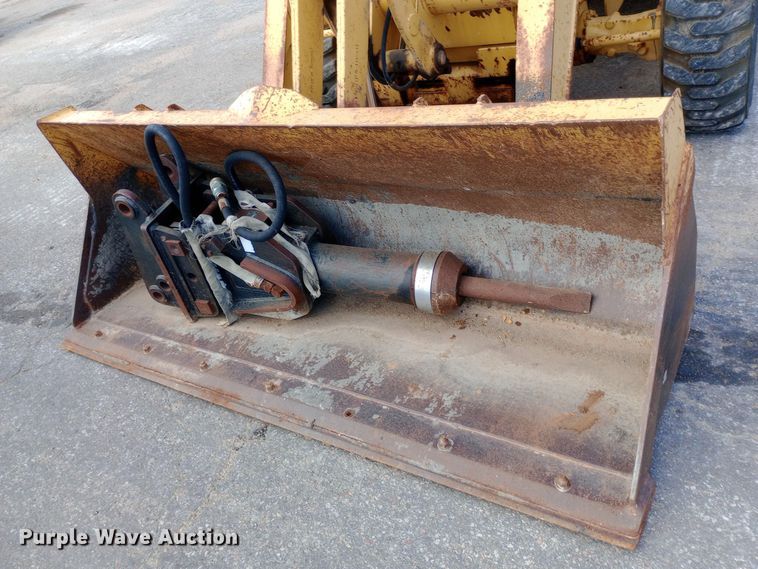 image for item DO1708 2005 John Deere 310G backhoe