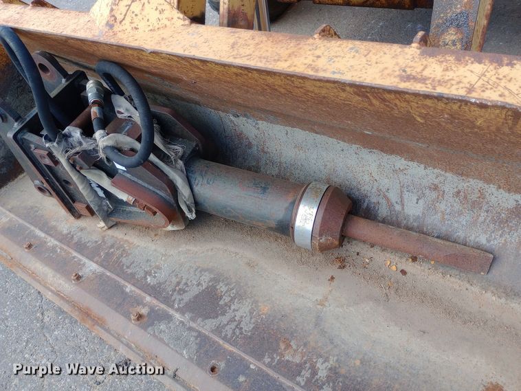 image for item DO1708 2005 John Deere 310G backhoe