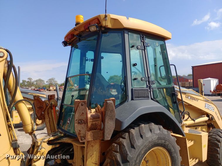 image for item DO1708 2005 John Deere 310G backhoe