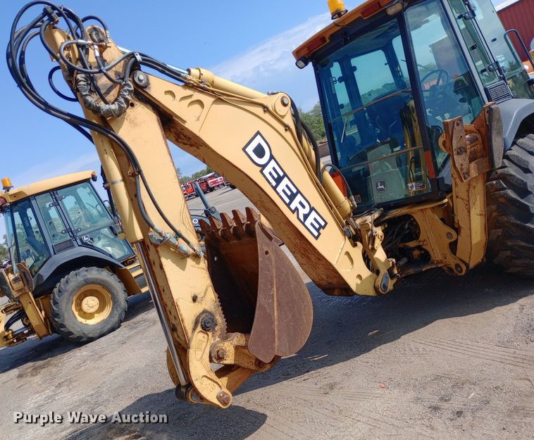 image for item DO1708 2005 John Deere 310G backhoe
