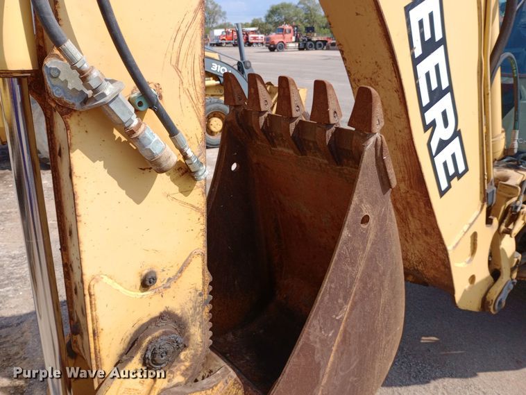 image for item DO1708 2005 John Deere 310G backhoe