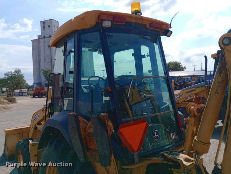 image for item DO1708 2005 John Deere 310G backhoe