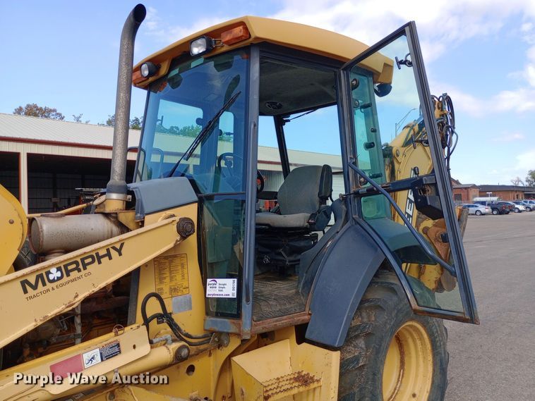 image for item DO1708 2005 John Deere 310G backhoe