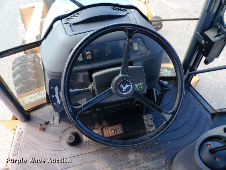 image for item DO1708 2005 John Deere 310G backhoe