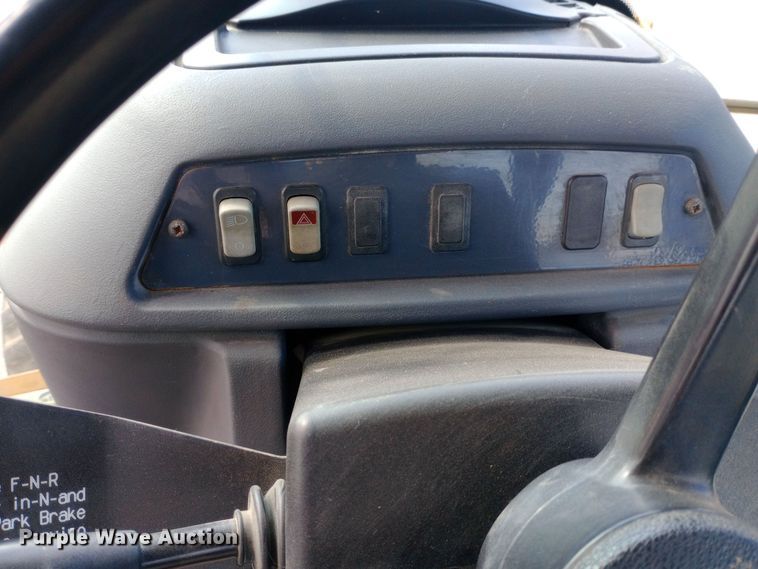 image for item DO1708 2005 John Deere 310G backhoe