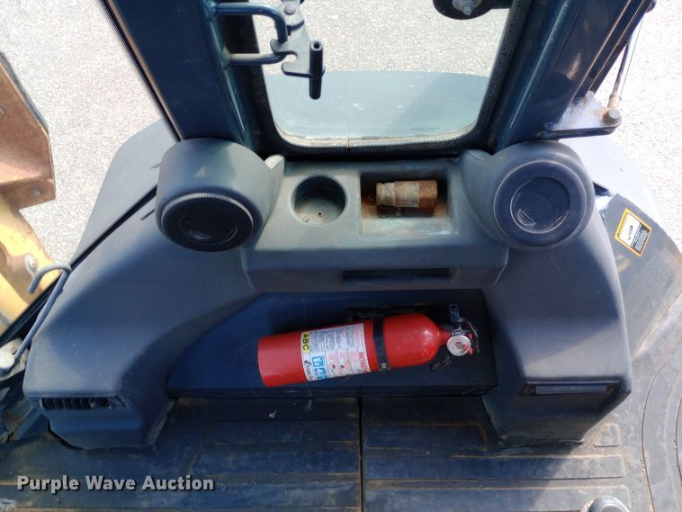 image for item DO1708 2005 John Deere 310G backhoe