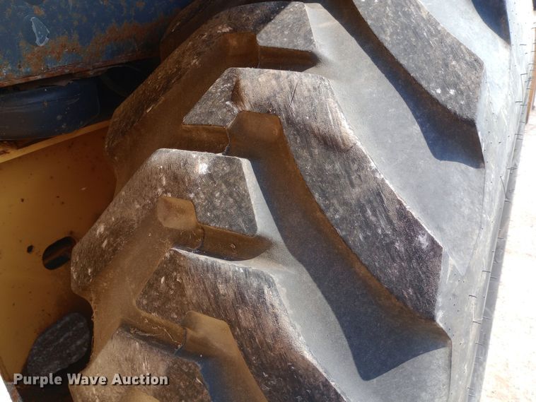 image for item DO1708 2005 John Deere 310G backhoe