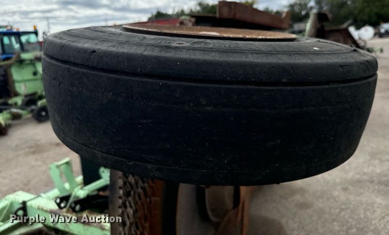 image for item DO1710 2003 Schulte XH1000 rotary mower