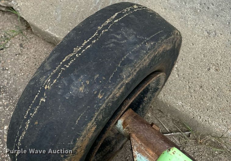 image for item DO1711 2006 Schulte XH1000 rotary mower