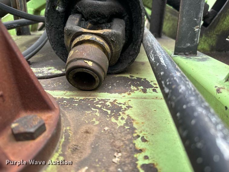 image for item DO1712 2006 Schulte  XH1500 batwing rotary mower 