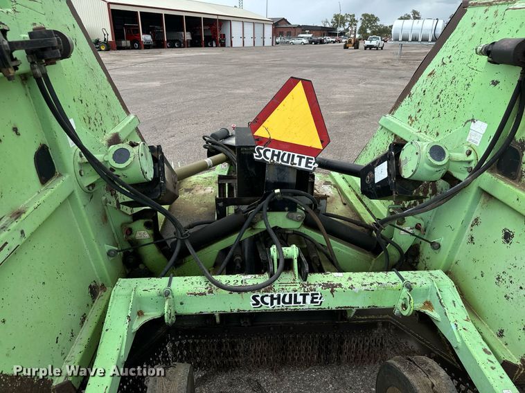 image for item DO1712 2006 Schulte  XH1500 batwing rotary mower 