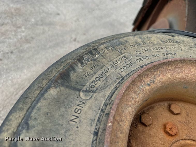 image for item DO1712 2006 Schulte  XH1500 batwing rotary mower 