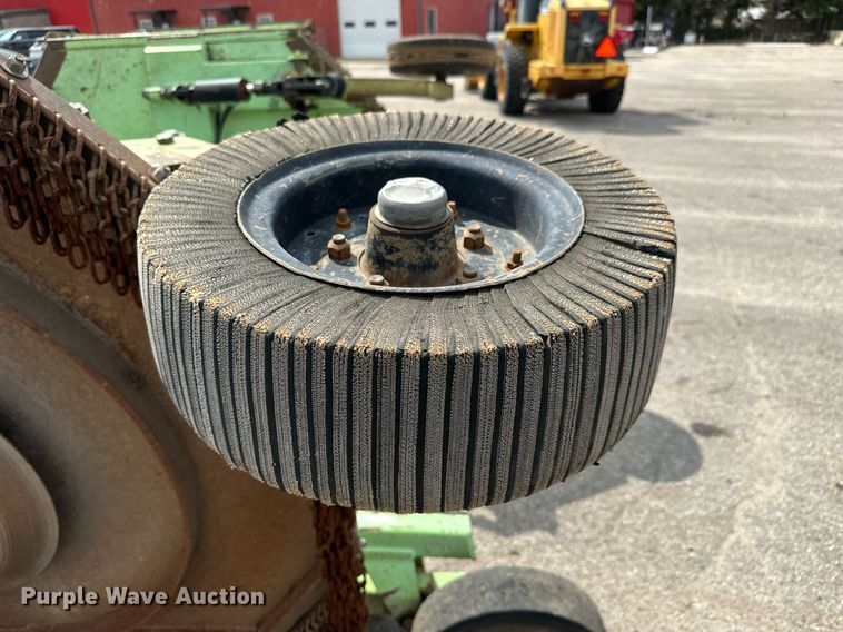 image for item DO1713 2006 Schulte  XH1500 batwing rotary mower