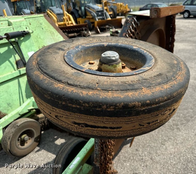 image for item DO1713 2006 Schulte  XH1500 batwing rotary mower