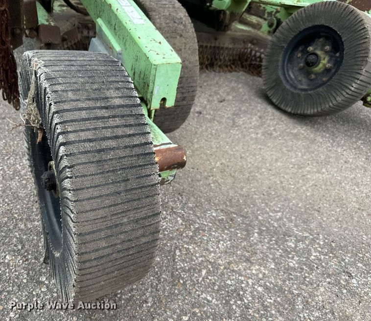 image for item DO1714 2012 Schulte  XH1500 batwing rotary mower