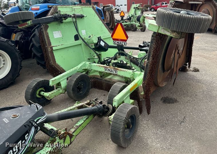 image for item DO1715 2006 Schulte XH1500 batwing rotary mower