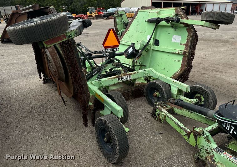 image for item DO1715 2006 Schulte XH1500 batwing rotary mower