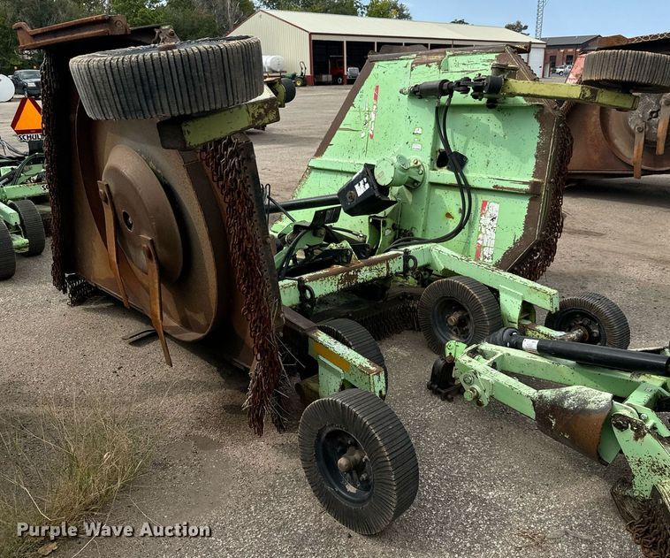 image for item DO1716 2003 Schulte XH1500 batwing rotary mower