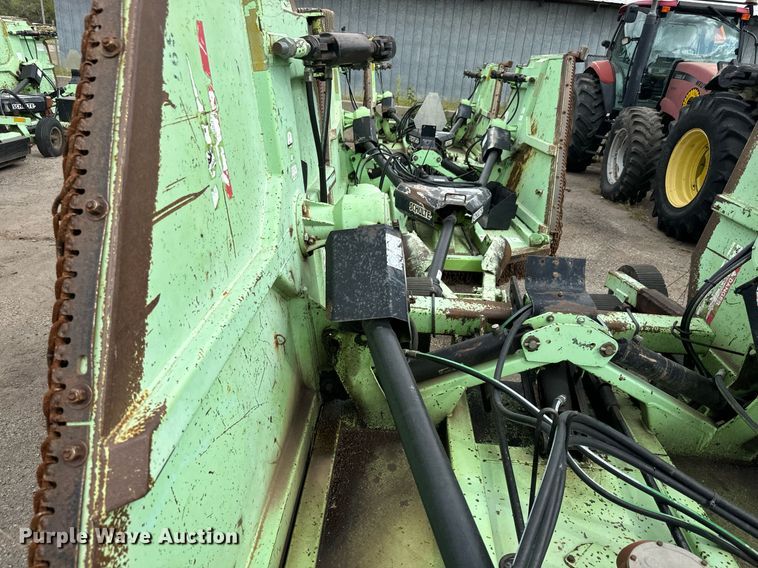 image for item DO1716 2003 Schulte XH1500 batwing rotary mower