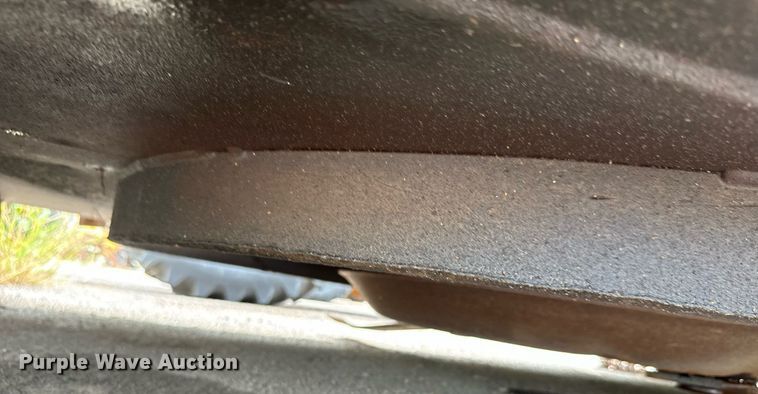 image for item DO1716 2003 Schulte XH1500 batwing rotary mower