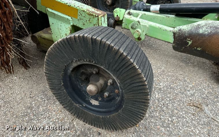 image for item DO1716 2003 Schulte XH1500 batwing rotary mower