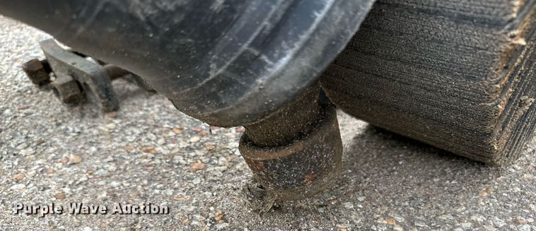 image for item DO1717 2007 Schulte XH1500 batwing rotary mower