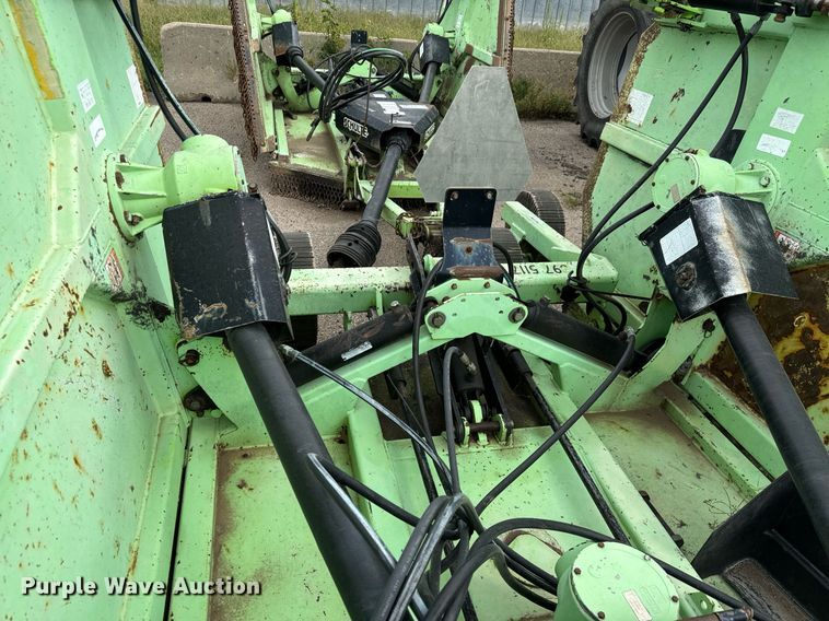 image for item DO1717 2007 Schulte XH1500 batwing rotary mower