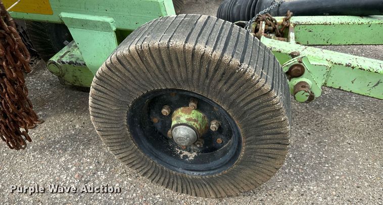 image for item DO1717 2007 Schulte XH1500 batwing rotary mower