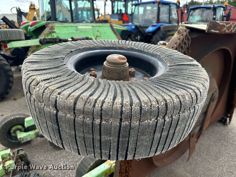 image for item DO1717 2007 Schulte XH1500 batwing rotary mower