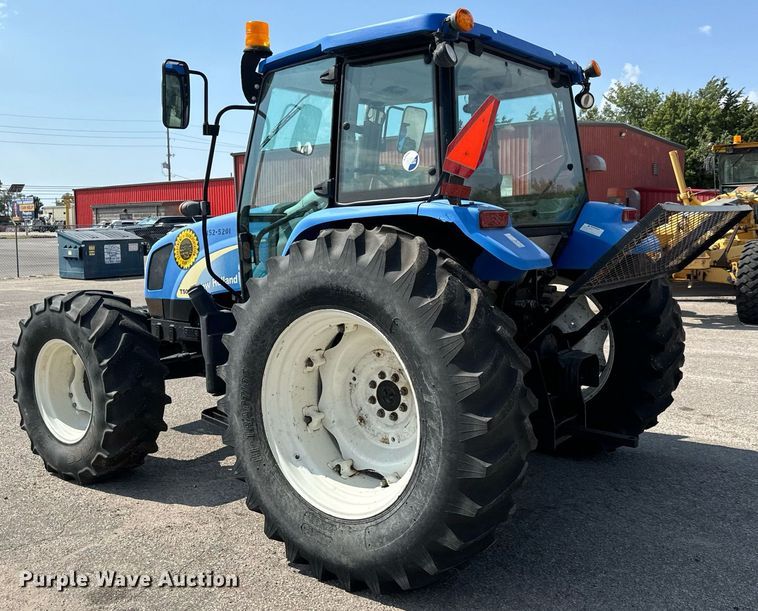 image for item DO1719 2012 New Holland T5070 MFWD tractor