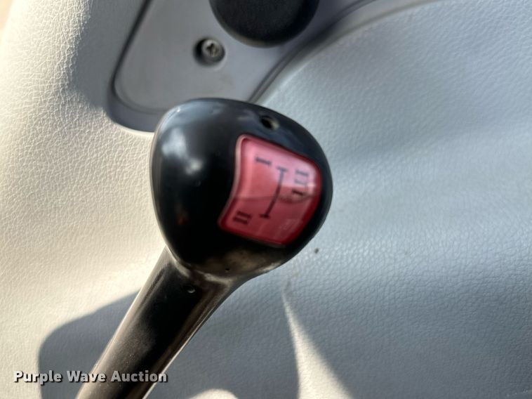 image for item DO1719 2012 New Holland T5070 MFWD tractor