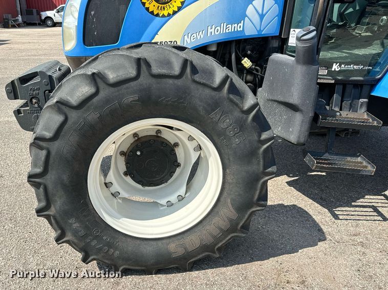image for item DO1719 2012 New Holland T5070 MFWD tractor