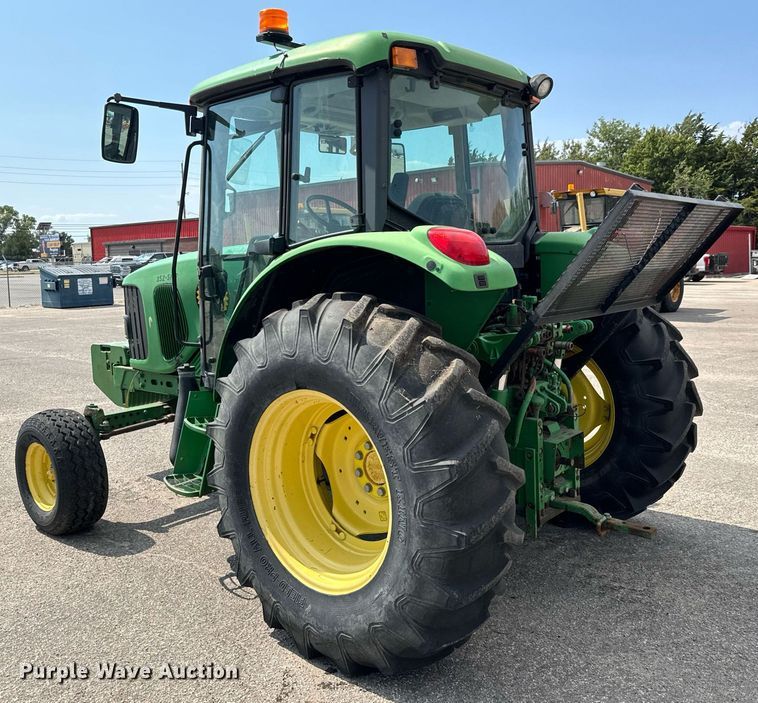 image for item DO1721 2007 John Deere 6415 tractor