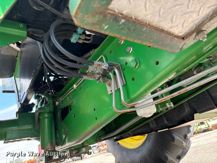 image for item DO1721 2007 John Deere 6415 tractor