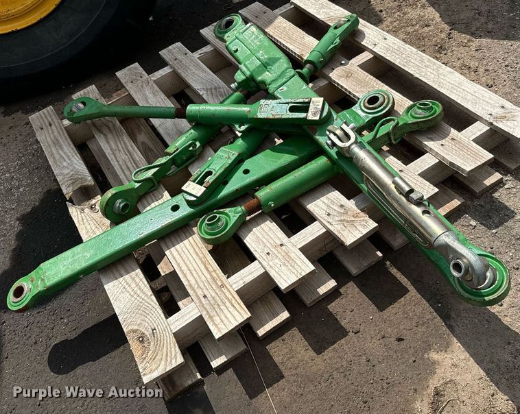 image for item DO1721 2007 John Deere 6415 tractor