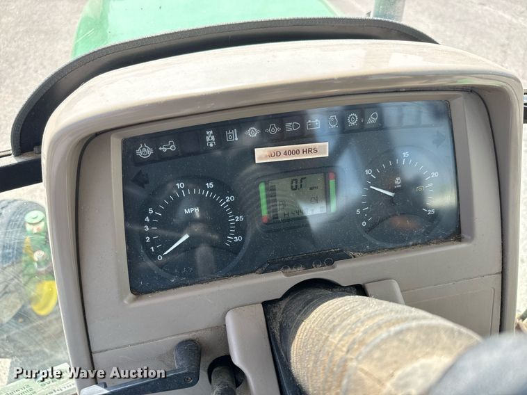image for item DO1721 2007 John Deere 6415 tractor