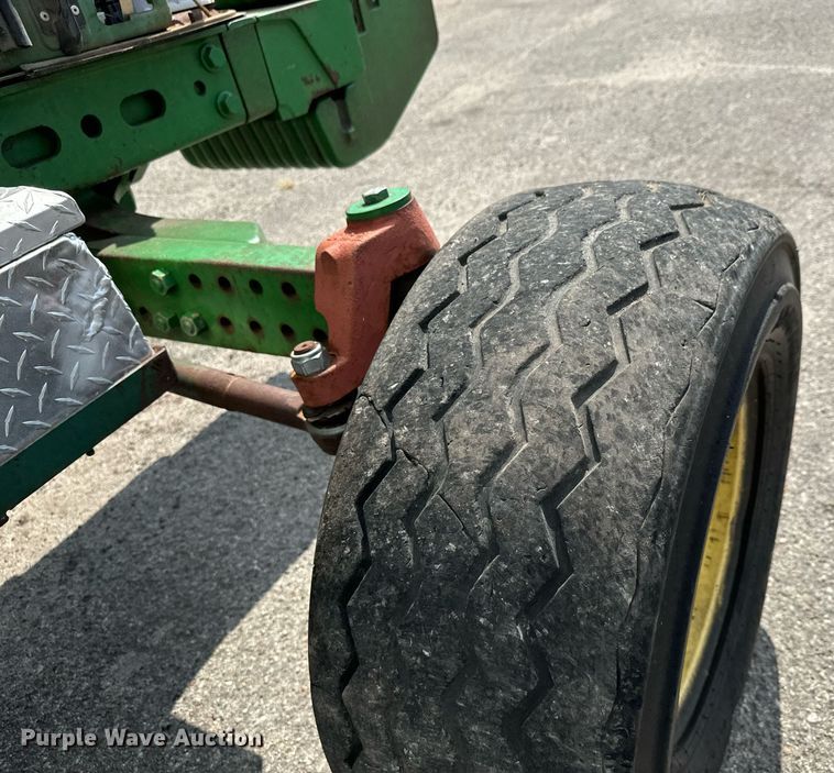 image for item DO1721 2007 John Deere 6415 tractor