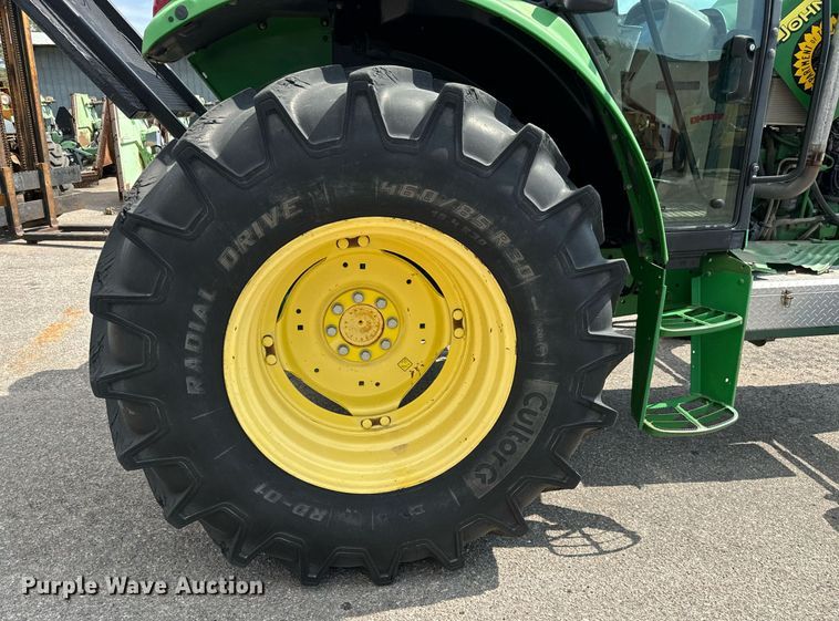 image for item DO1721 2007 John Deere 6415 tractor