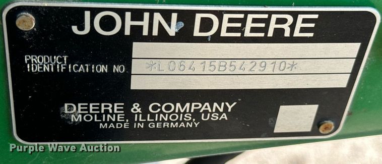 image for item DO1721 2007 John Deere 6415 tractor
